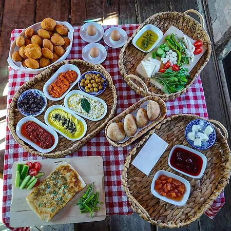 Hotel Biber Evi Assos Ayvacik (Canakkale)